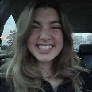 Meet your Posher, Mila